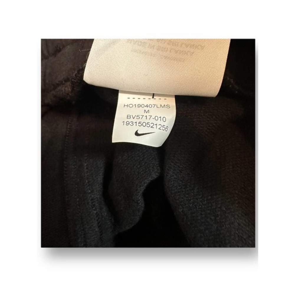 Nike‎ Women's Capri Dri-Fit Pants Size: Medium - Picture 3 of 4
